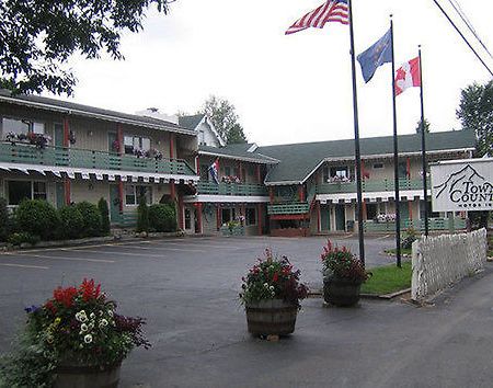 Town & Country Motor Inn Lake Placid Kültér fotó